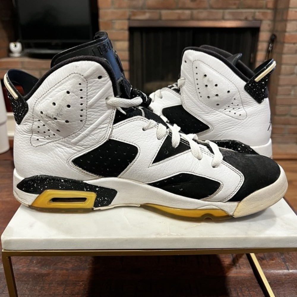 Air‎ Jordan Retro VI 6 Oreo 2010 384664-101 Black/White Men's Size 10 No Box
